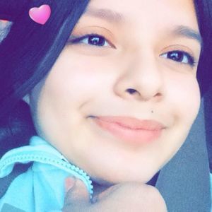 Meet your Posher, Lorely